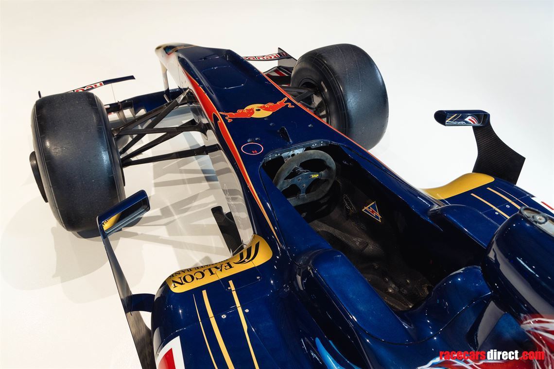 f1-scuderia-toro-rosso-str4-original-2009