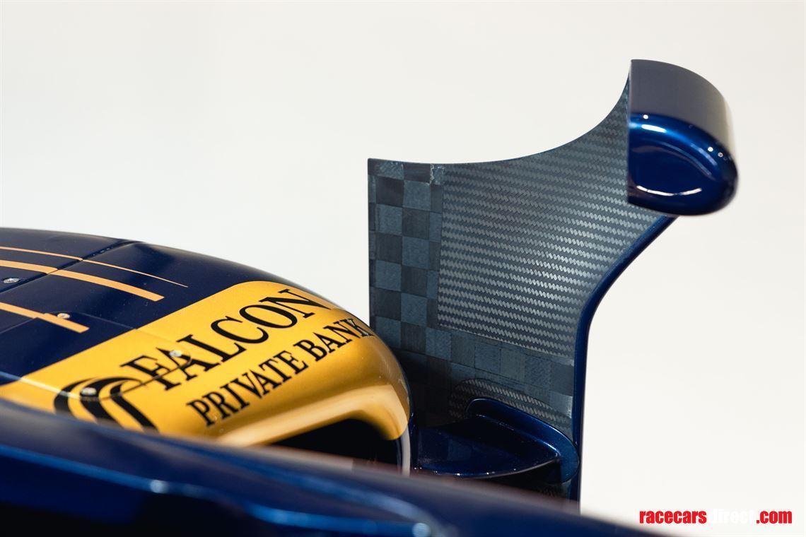 f1-scuderia-toro-rosso-str4-original-2009