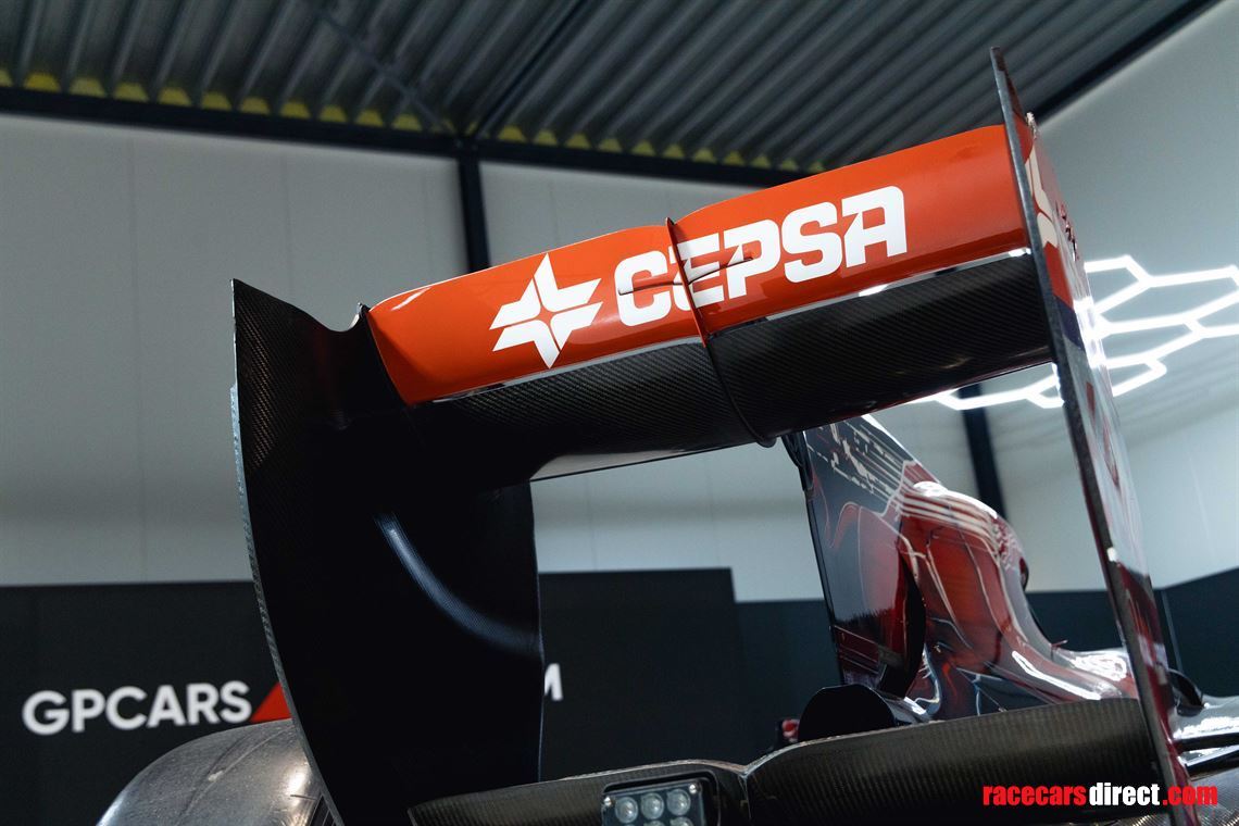 f1-scuderia-toro-rosso-str4-original-2009