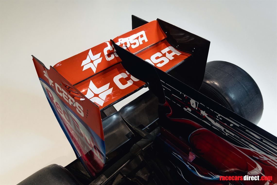 f1-scuderia-toro-rosso-str4-original-2009