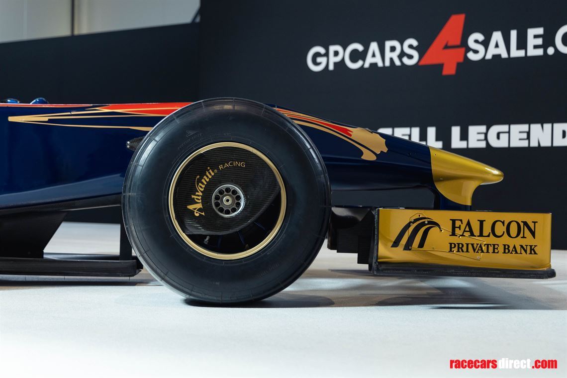 f1-scuderia-toro-rosso-str4-original-2009