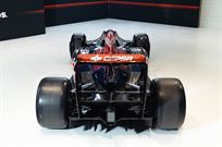 f1-scuderia-toro-rosso-str4-original-2009