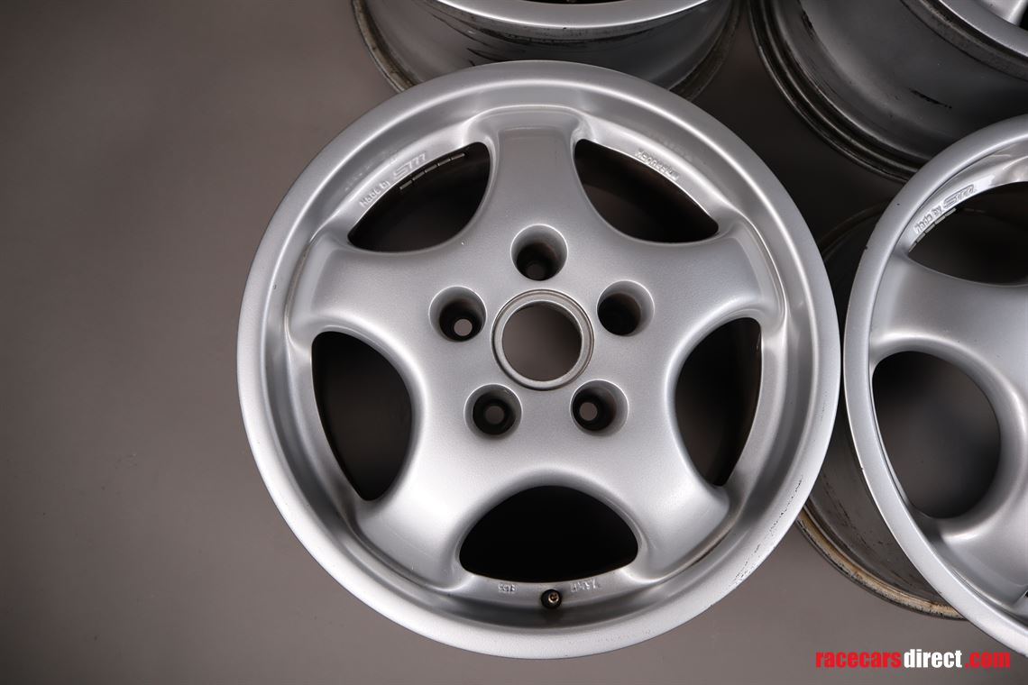 porsche-964-rs-magnesium-wheels-75x17-and-9x1