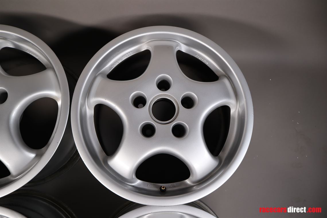 porsche-964-rs-magnesium-wheels-75x17-and-9x1