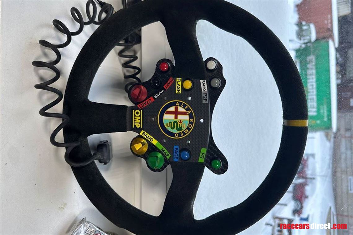 wtcc-carbon-steering-wheel