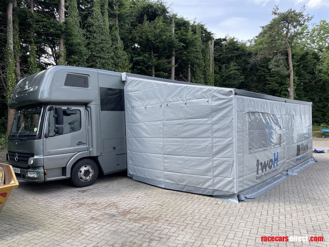 mercedes-luxury-race-truck-with-garage-and-li
