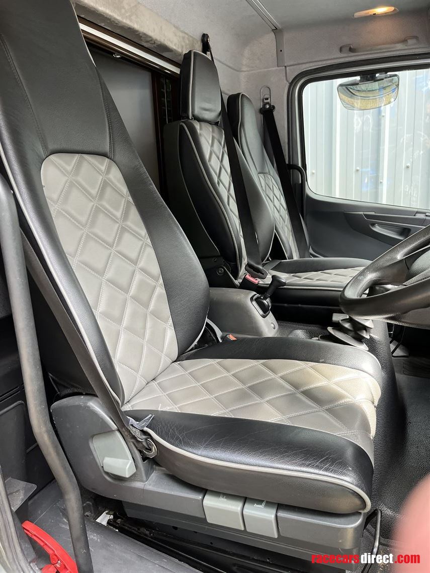 mercedes-luxury-race-truck-with-garage-and-li