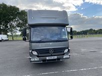 mercedes-luxury-race-truck-with-garage-and-li