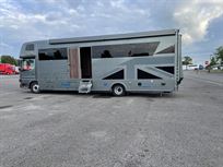 mercedes-luxury-race-truck-with-garage-and-li