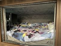 mercedes-luxury-race-truck-with-garage-and-li