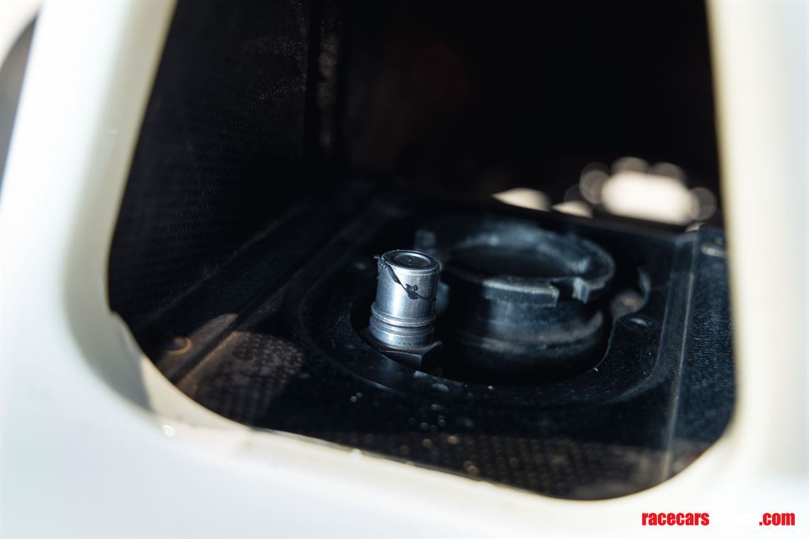 sold-f1-porsche-footwork-arrows-a11c---origin