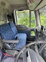 2006-iveco-eurocargo-race-transporter