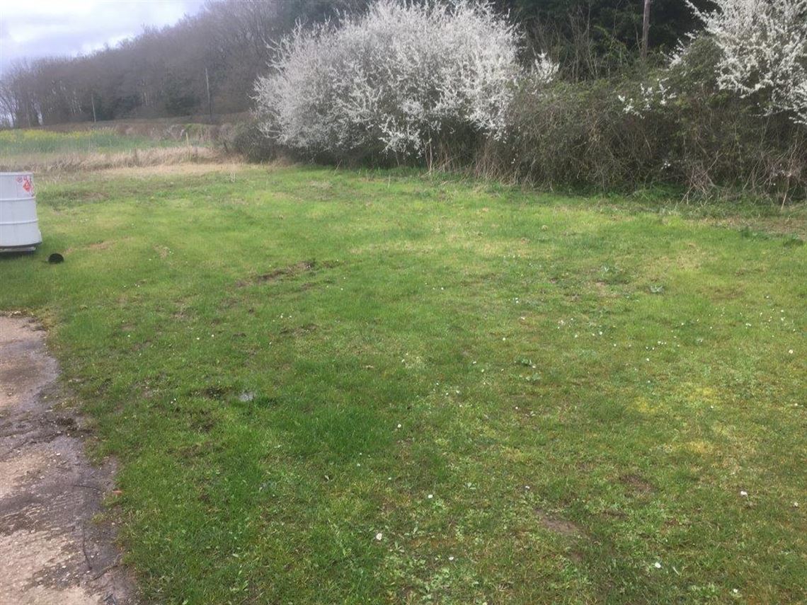 motorsport-workshop-unit-near-silverstone