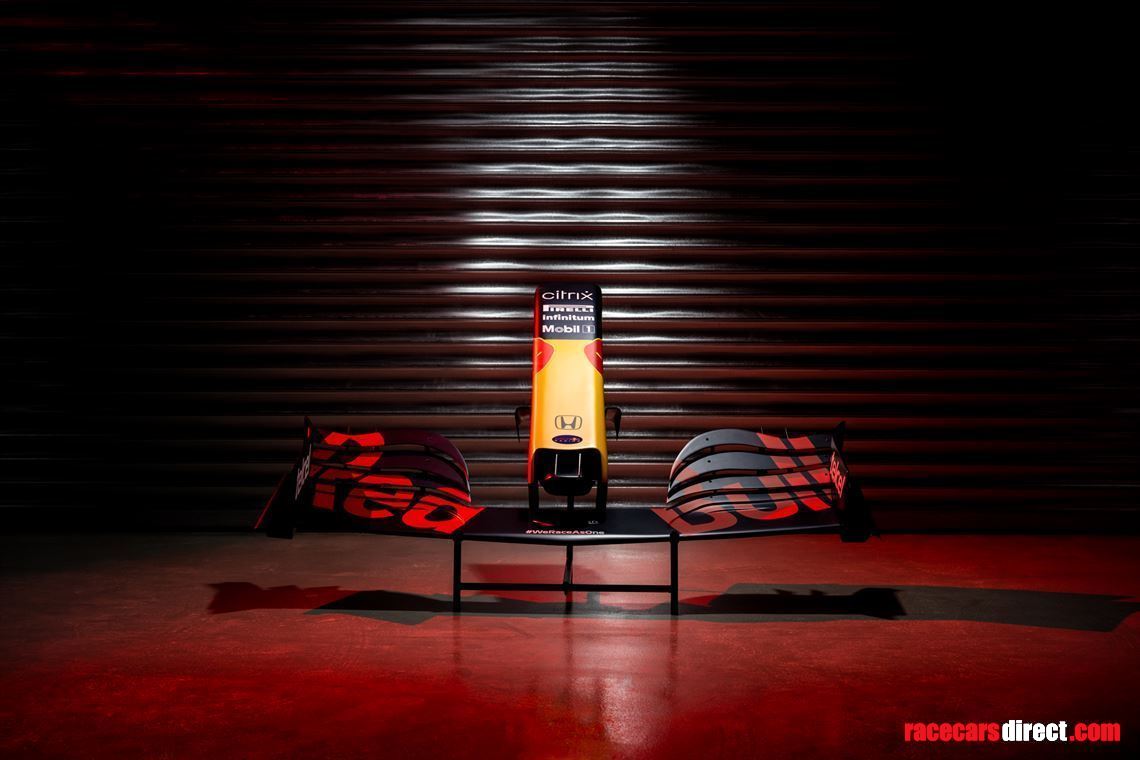 red-bull-f1-rb16b-display-nose-panel