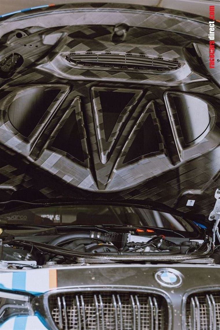 bmw-m4-gt4-f82-evo2021