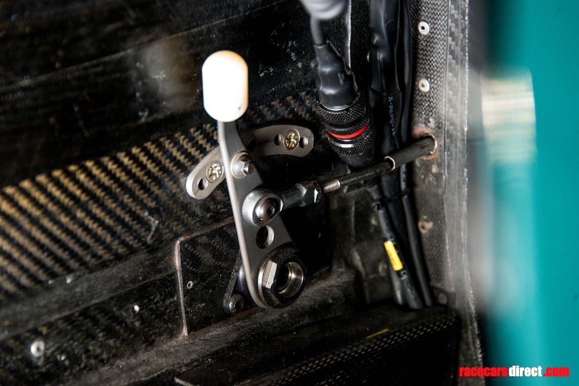 sold-f1-leyton-house-march-cg891-full-running