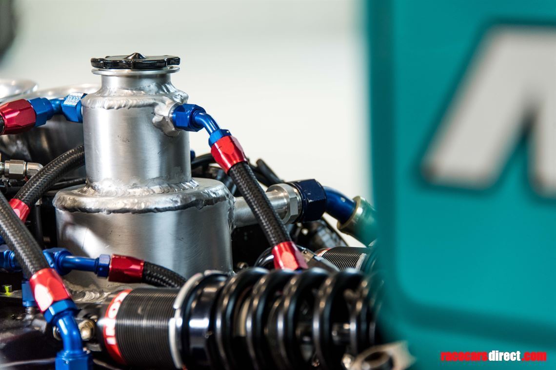 sold-f1-leyton-house-march-cg891-full-running