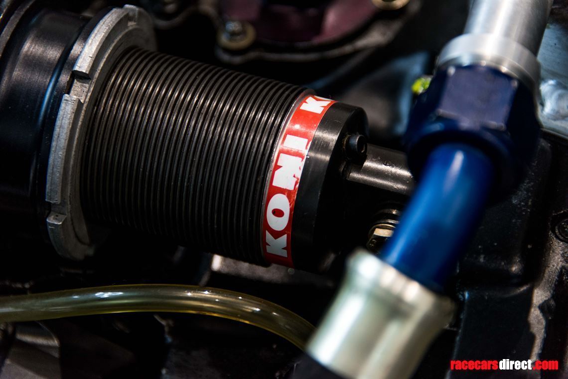 sold-f1-leyton-house-march-cg891-full-running