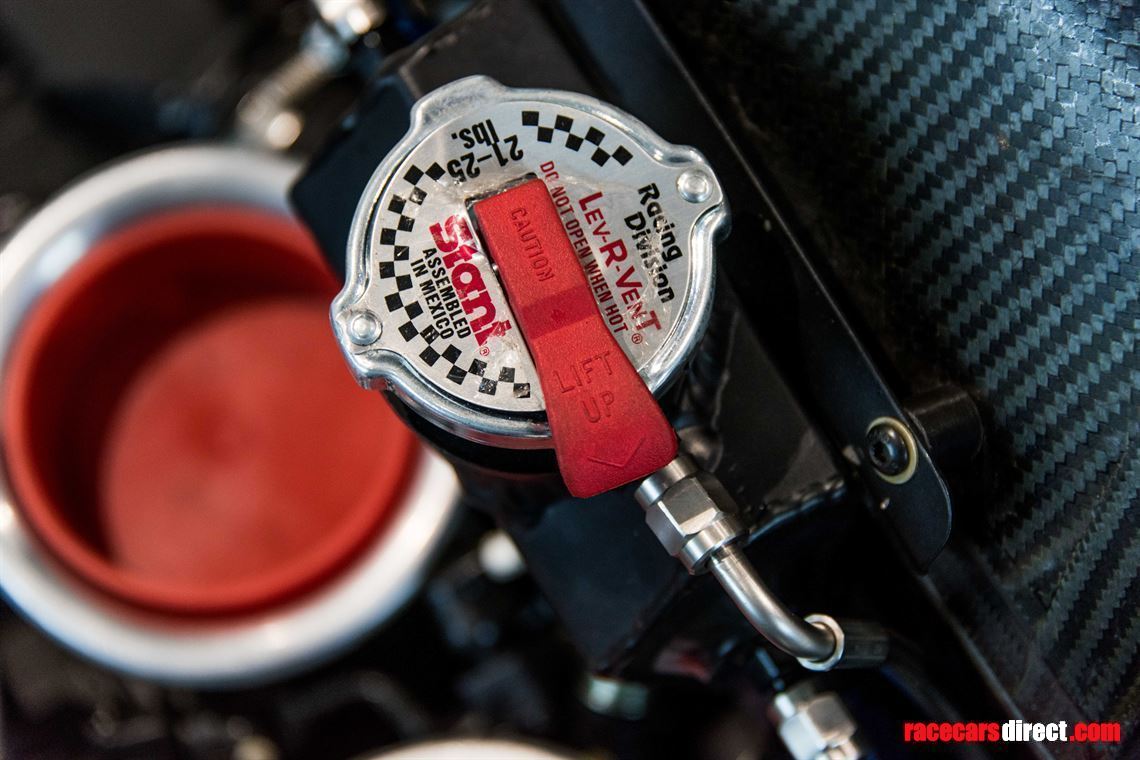 sold-f1-leyton-house-march-cg891-full-running