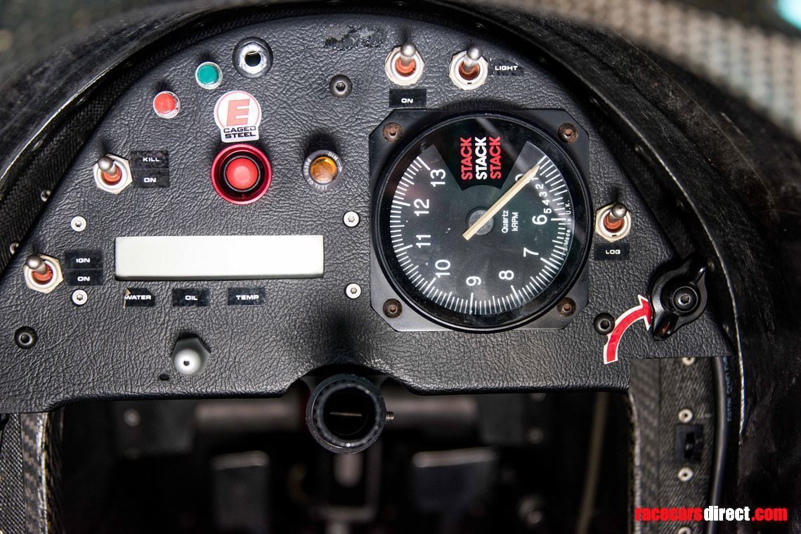 sold-f1-leyton-house-march-cg891-full-running