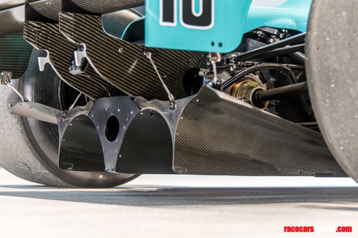 sold-f1-leyton-house-march-cg891-full-running