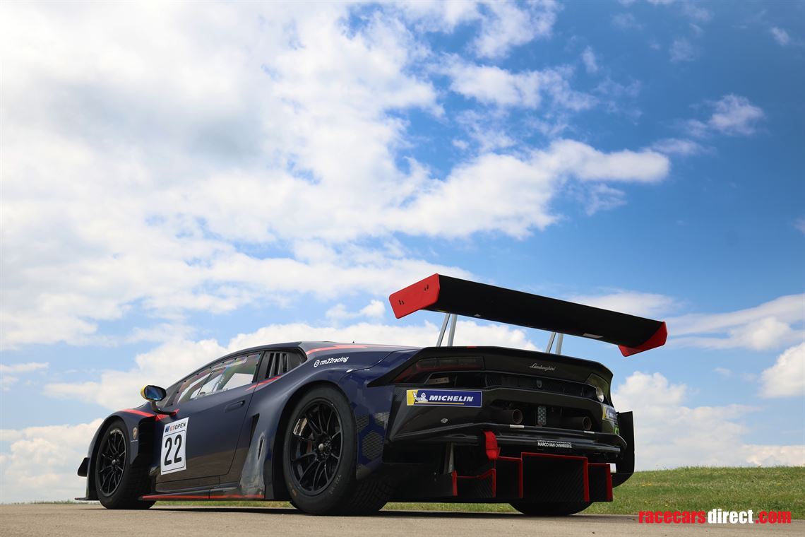 lamborghini-huracan-gt3-evo-2022---215000-no