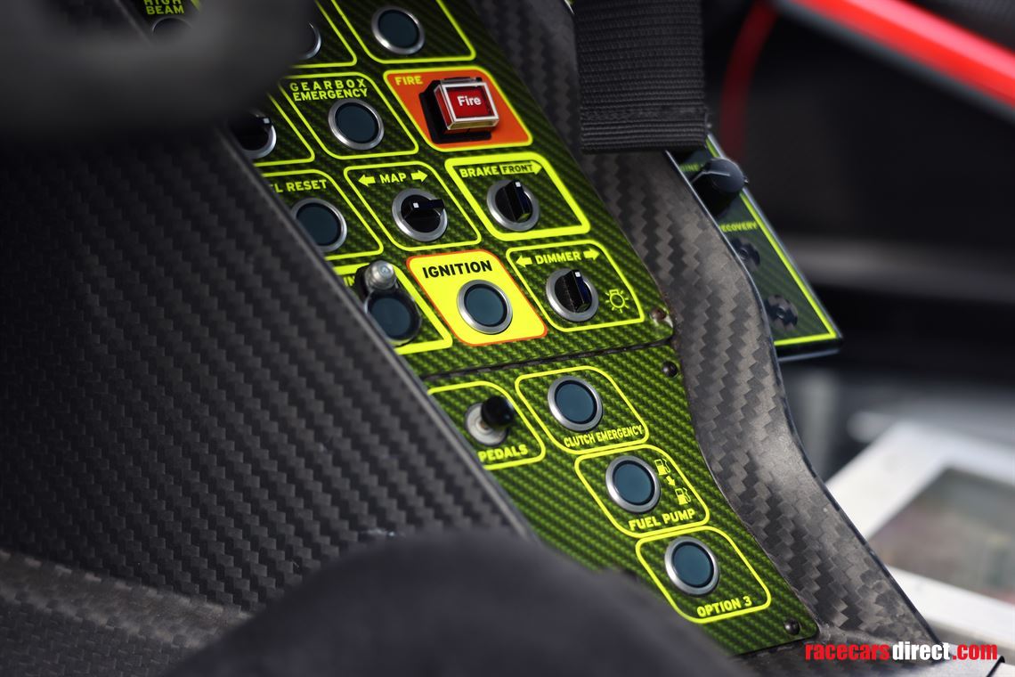 lamborghini-huracan-gt3-evo-2022---215000-no