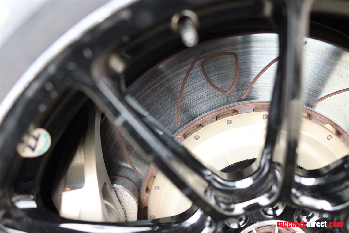 lamborghini-huracan-gt3-evo-2022---215000-no