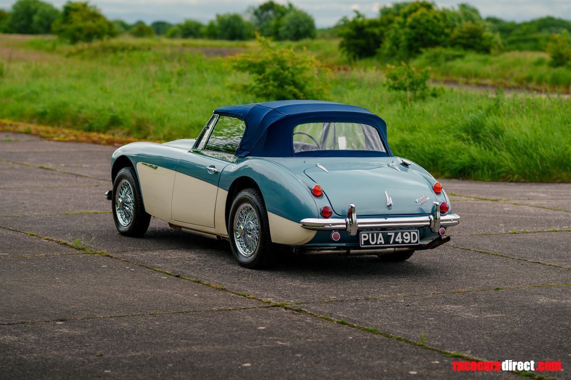 1966-austin-healey-3000-mkiii