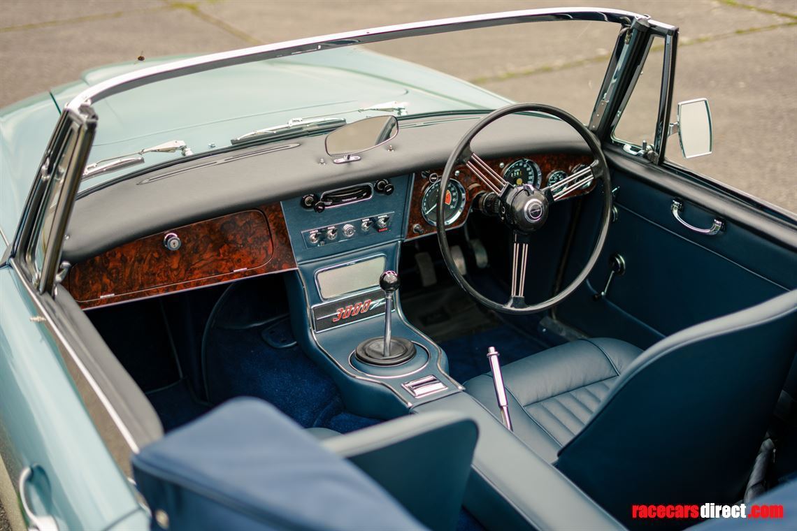 1966-austin-healey-3000-mkiii