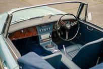 1966-austin-healey-3000-mkiii