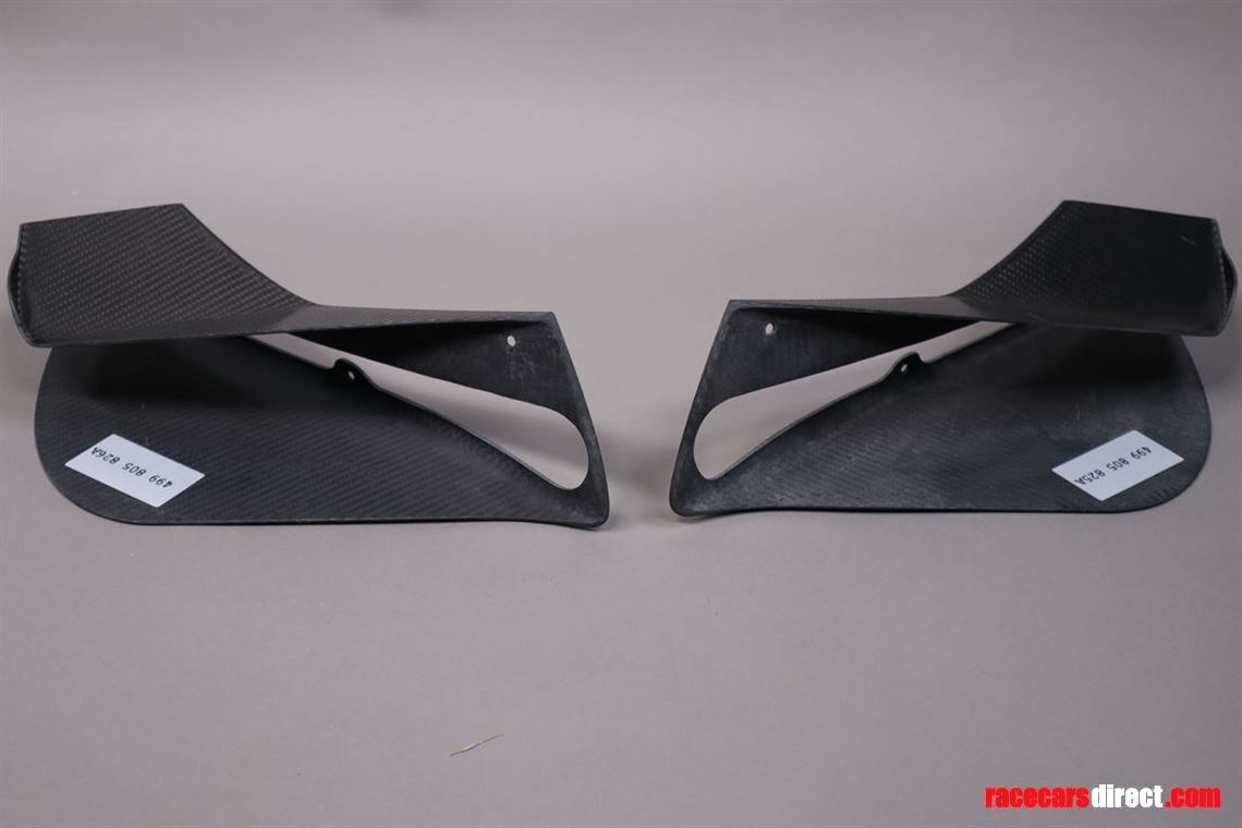 audi-a4-dtm-2006-front-flaps-carbon-new