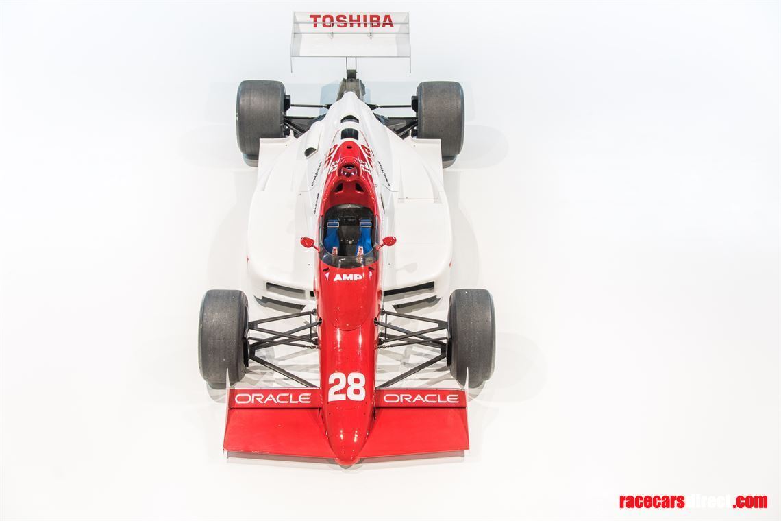 indy-car-lola-t8900-running-car