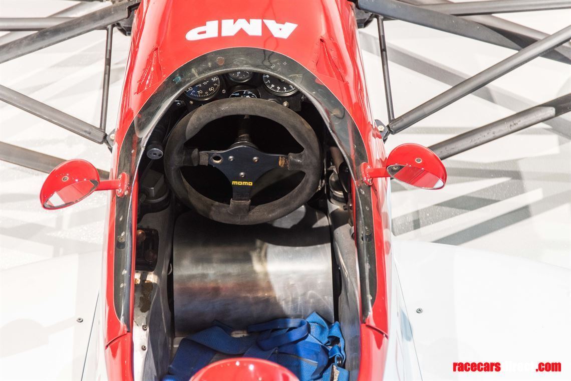 indy-car-lola-t8900-running-car