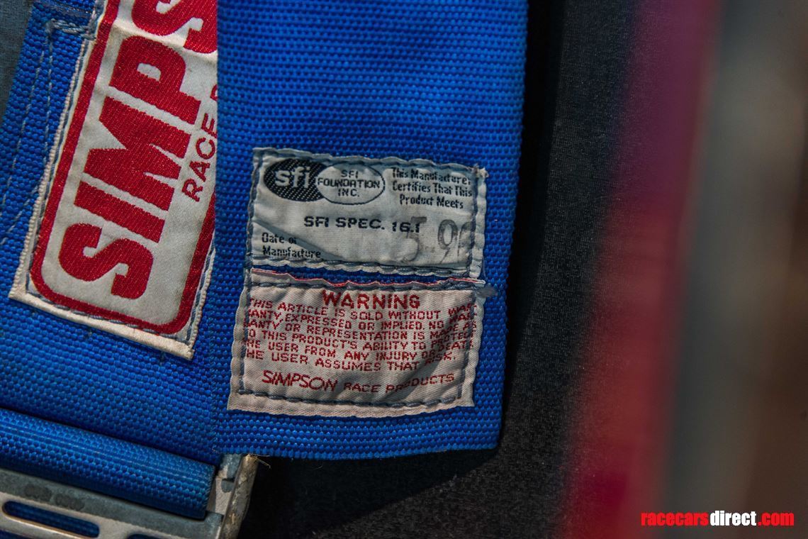 indy-car-lola-t8900-running-car