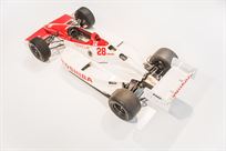 indy-car-lola-t8900-running-car