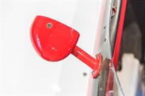 indy-car-lola-t8900-running-car