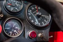 indy-car-lola-t8900-running-car