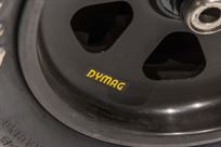 indy-car-lola-t8900-running-car