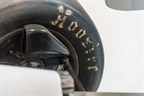 indy-car-lola-t8900-running-car