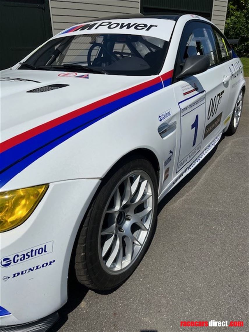 bmw-m3-gt4-genuine-factory-motorsport-car