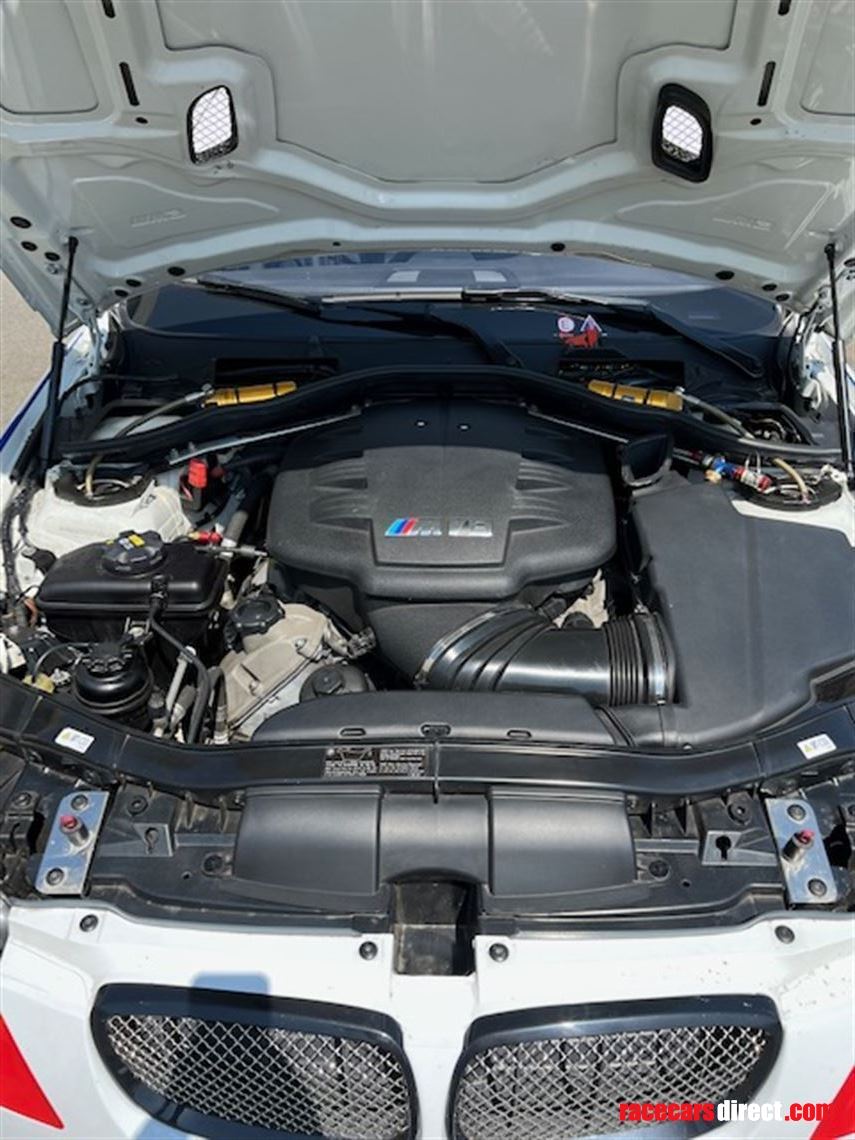 bmw-m3-gt4-genuine-factory-motorsport-car