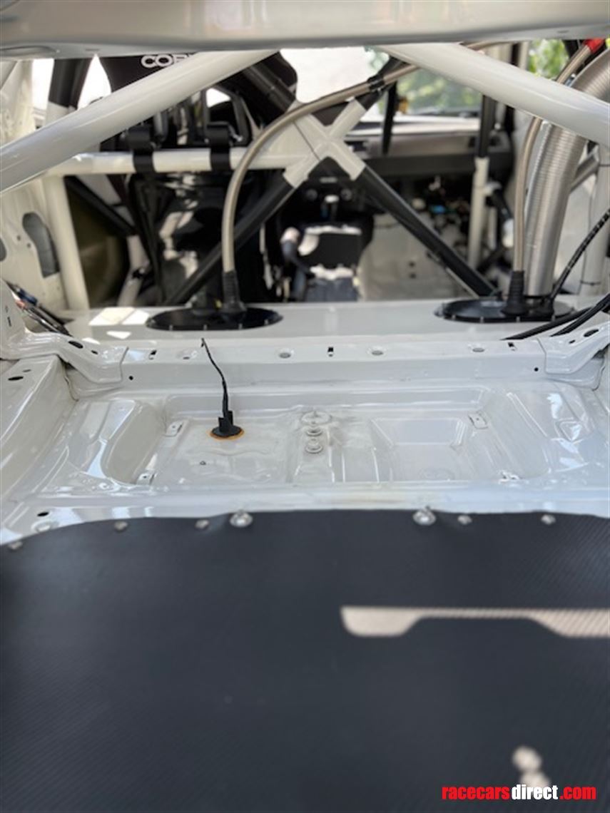 bmw-m3-gt4-genuine-factory-motorsport-car