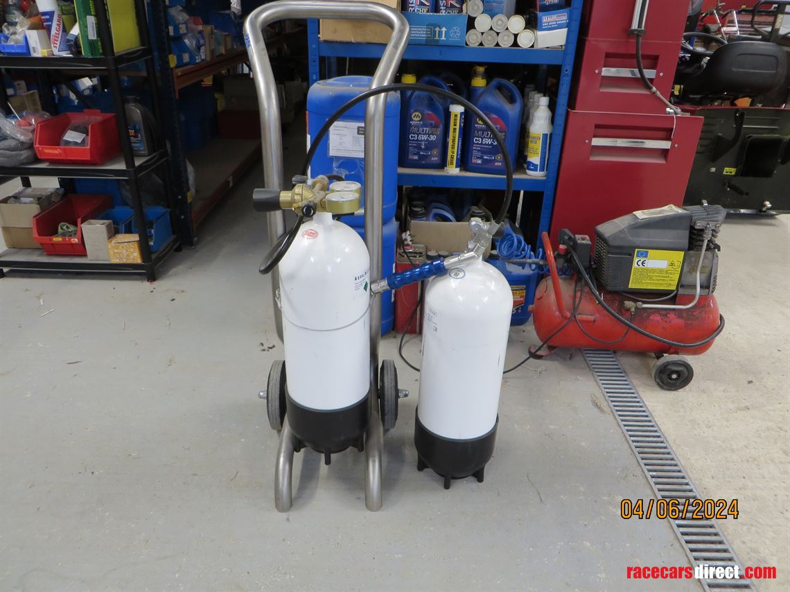 bmw-m3-gt4-genuine-factory-motorsport-car