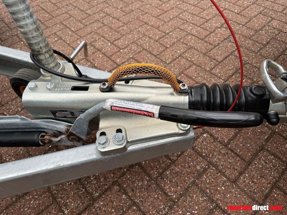 new-bateson-355b-trailer