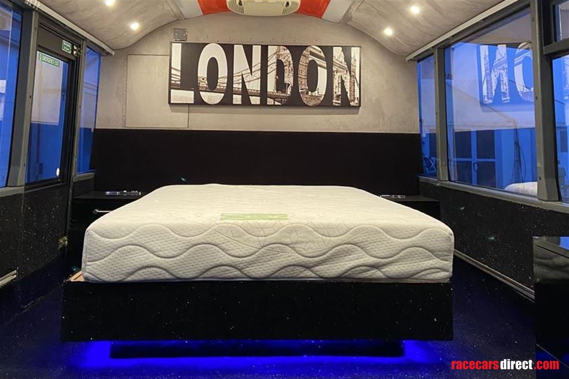 man-evolution-luxury-coach-9x3-mtr-awning-onl