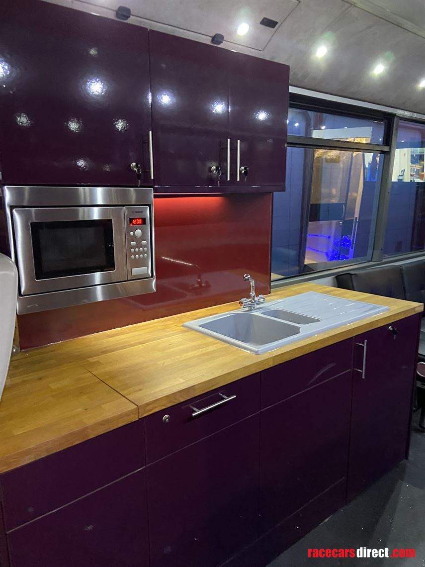 man-evolution-luxury-coach-9x3-mtr-awning-onl