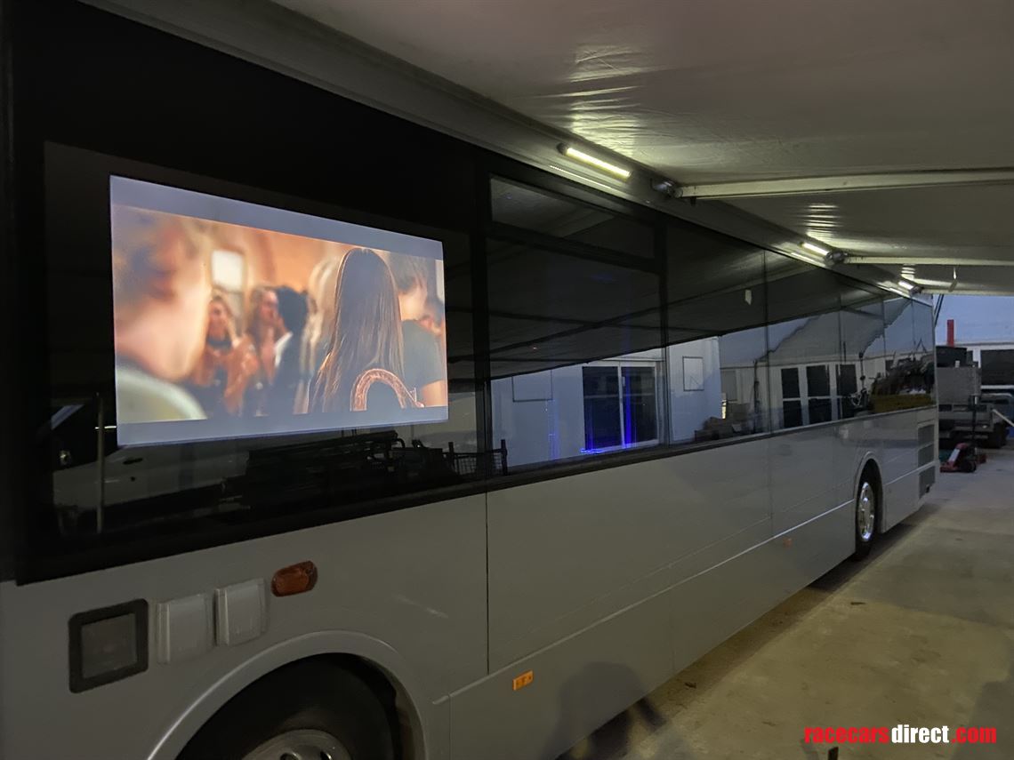 man-evolution-luxury-coach-9x3-mtr-awning-onl