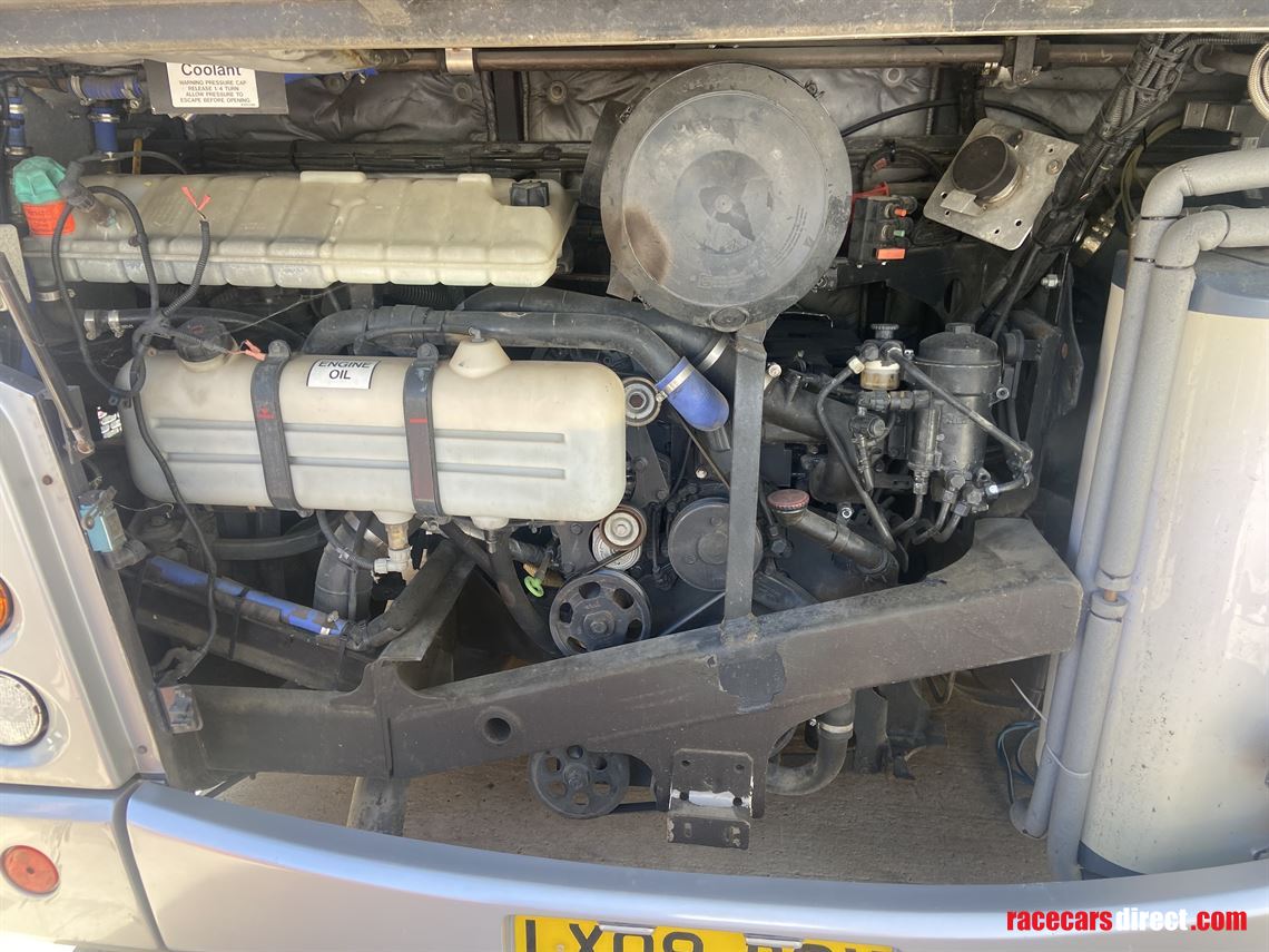 man-evolution-luxury-coach-9x3-mtr-awning-onl