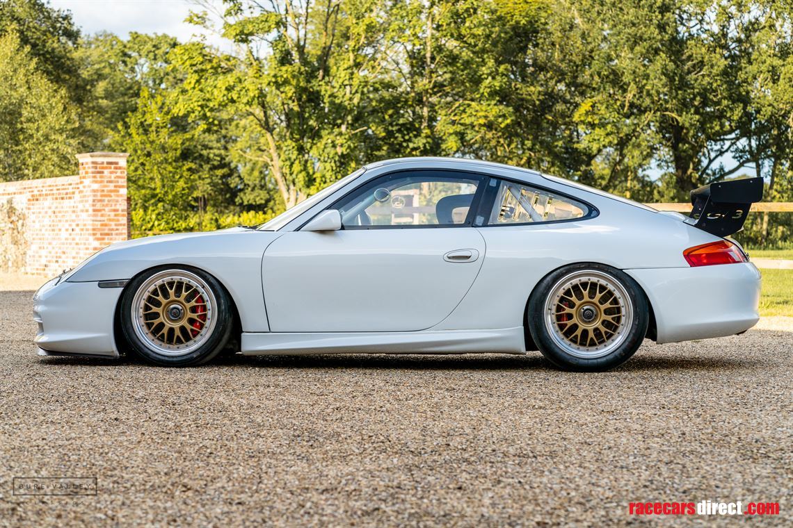 porsche-911-996-cup-car